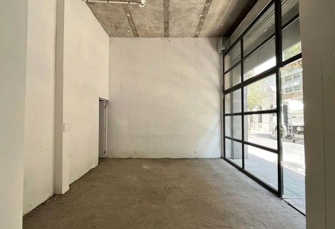 Arriendo Local Comercial En Alameda - 96,6m² — imagen 11