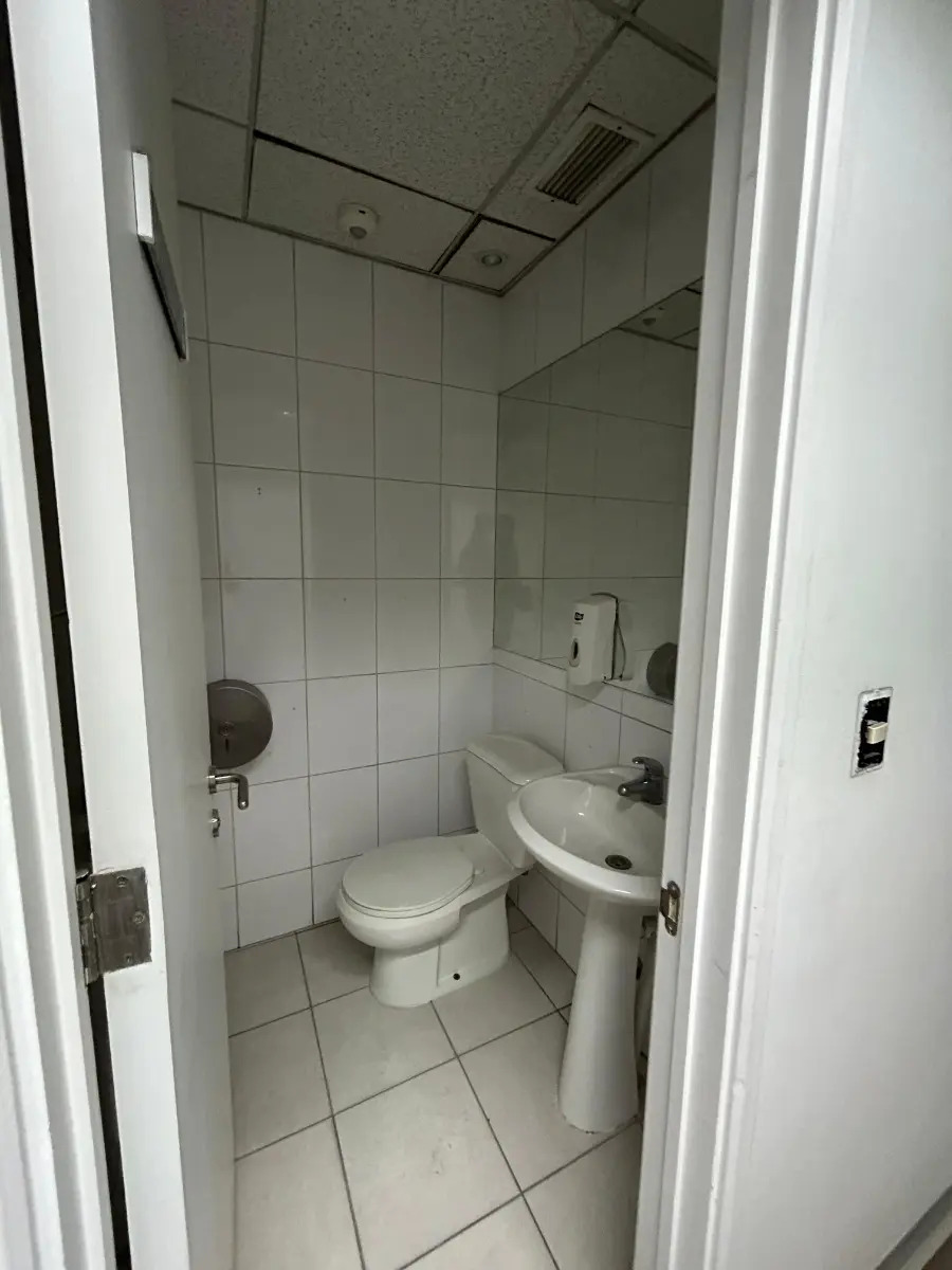Oficina De 346m2 De Primer Nivel Frente A Parque Araucano — imagen 12