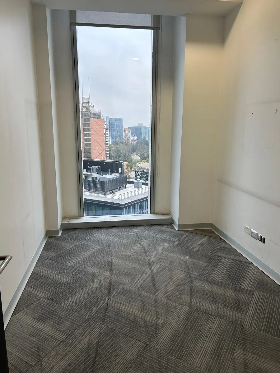 Oficina De 346m2 De Primer Nivel Frente A Parque Araucano — imagen 3