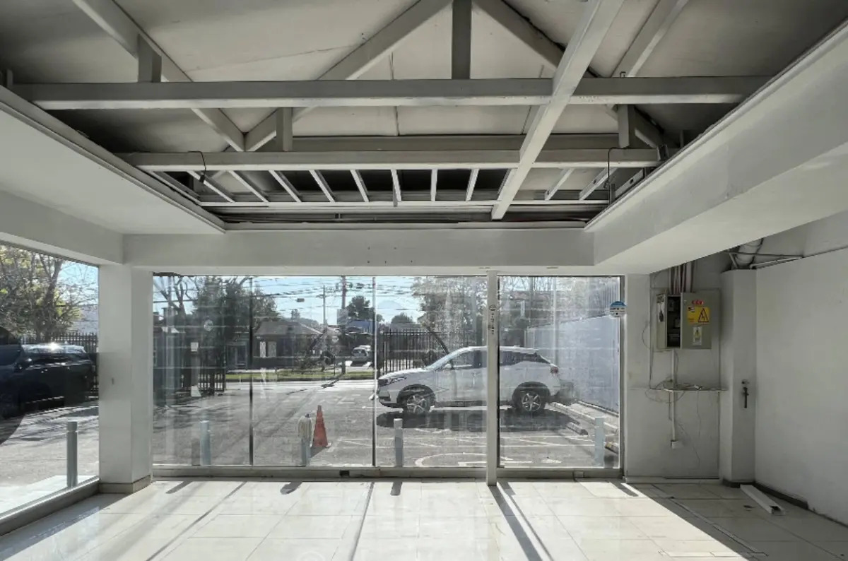 Local De 220m2 Strip Center La Reina — imagen 7