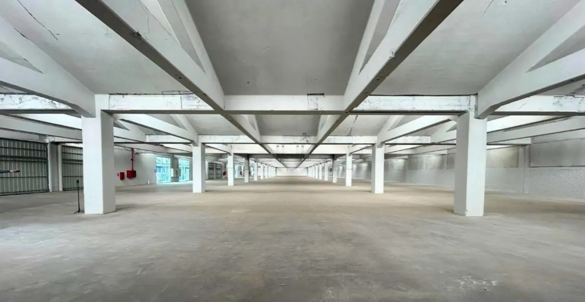 Arriendo Bodegas De 1050m2 En Renca