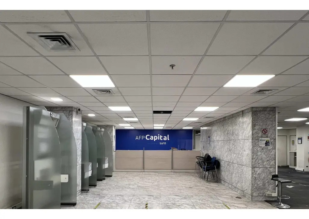 Local Comercial En Metro Los Leones - 290,8m² — imagen 4