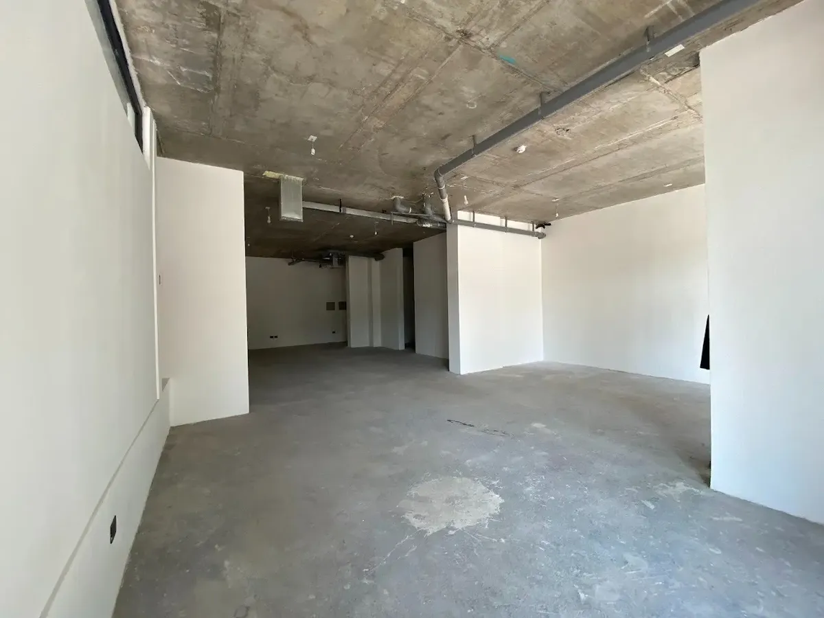 Local Comercial En Las Condes - Desde 32m² — imagen 6