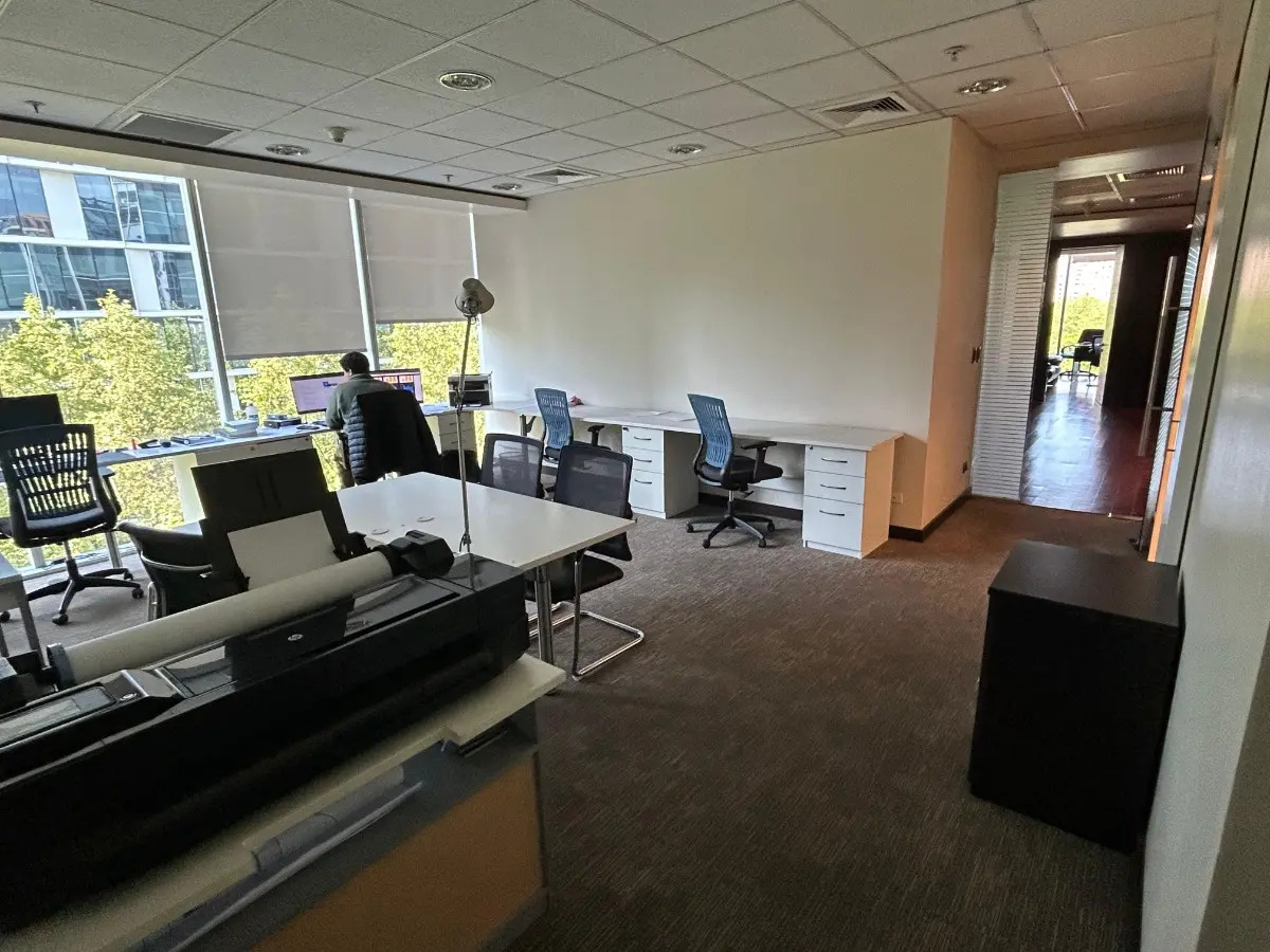 Oficina De Excelente Nivel En Rsario Norte Nueva Las Condes — imagen 12