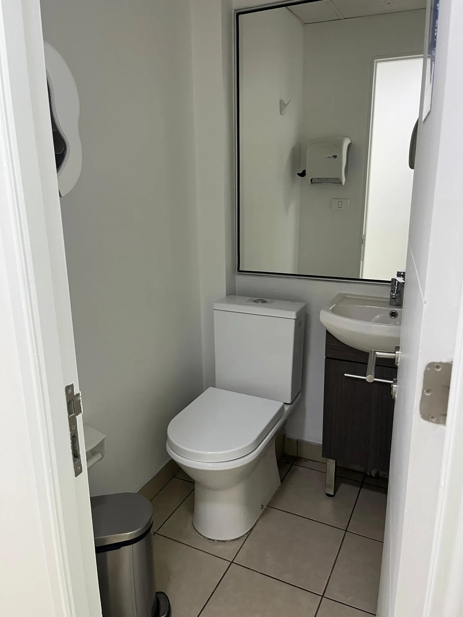 Oficina En Venta De 168m2, 5 Estac Y 1 Bodega Nva Las Condes — imagen 12