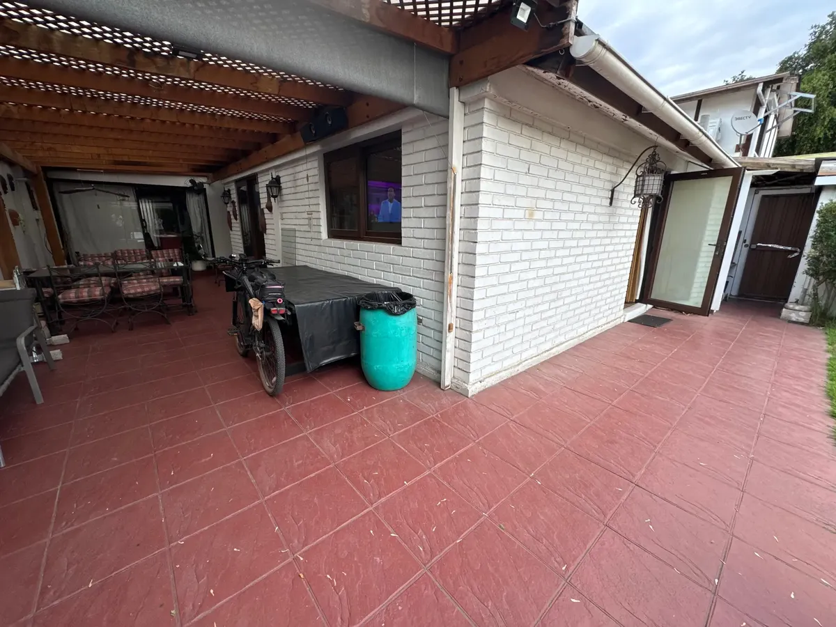 Increible Casa Sólida Barrio Tranquilo Sector Las Hualtatas
