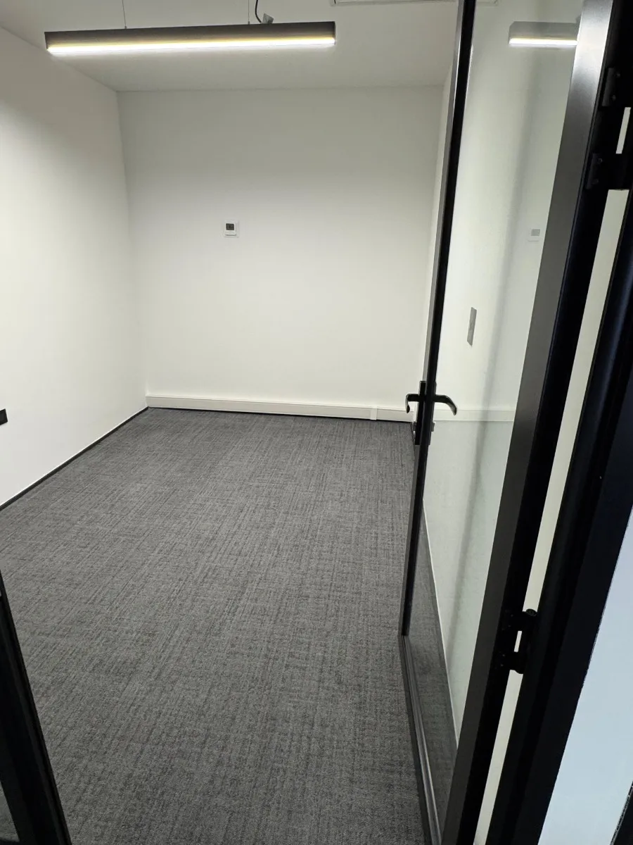 Oficina De 259m2 Remodelada Y Amoblada - Isidora Goyenechea  — imagen 10