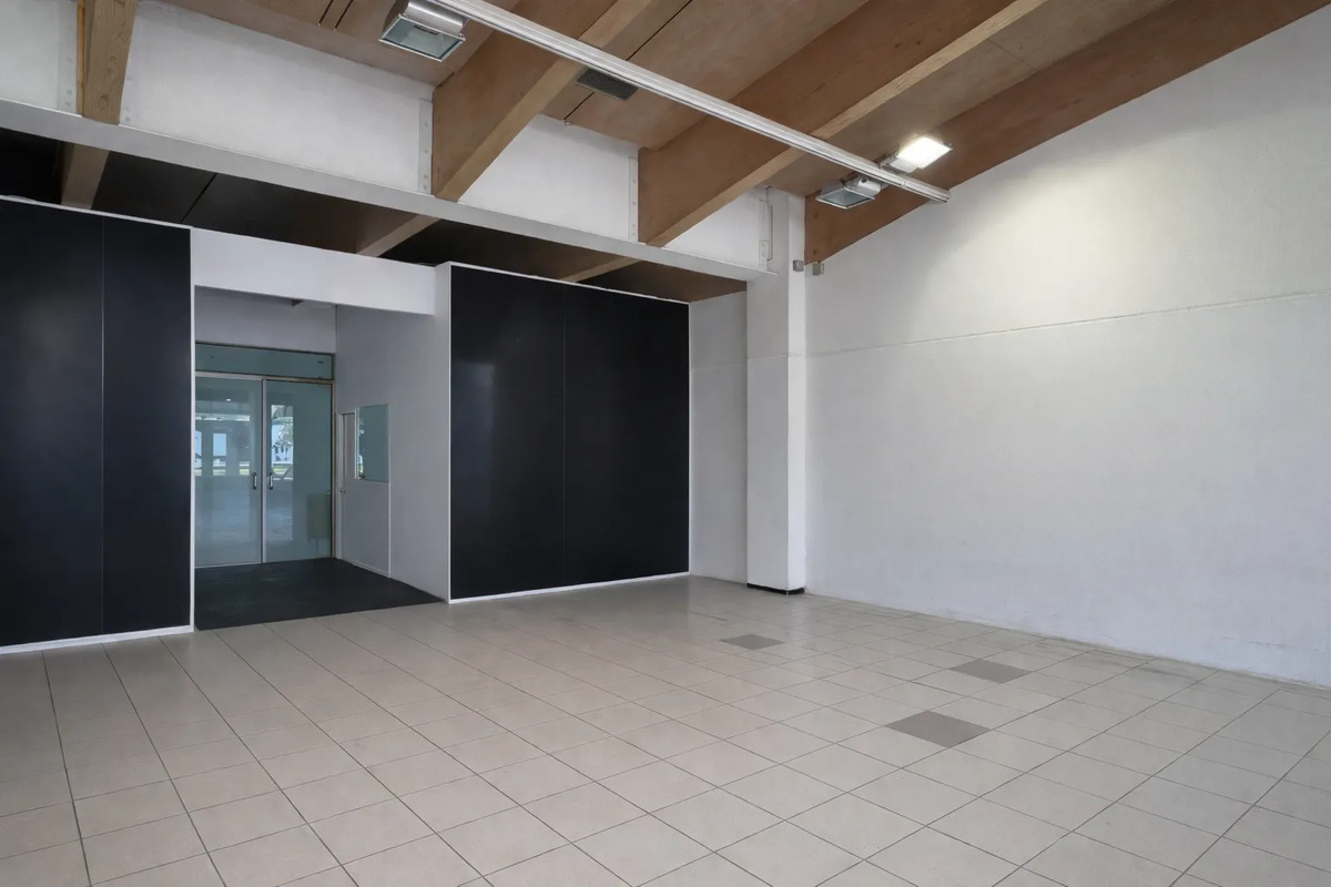 Local Comercial Con Alto Flujo 142,72 M2 - Av. Las Condes — imagen 10