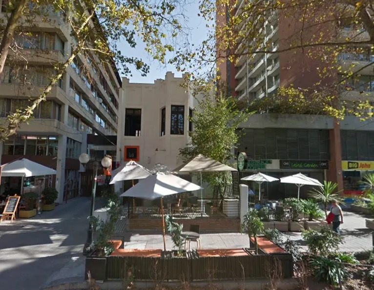 Se Vende Local Comercial En Providencia Con Arriendo.314 M2.