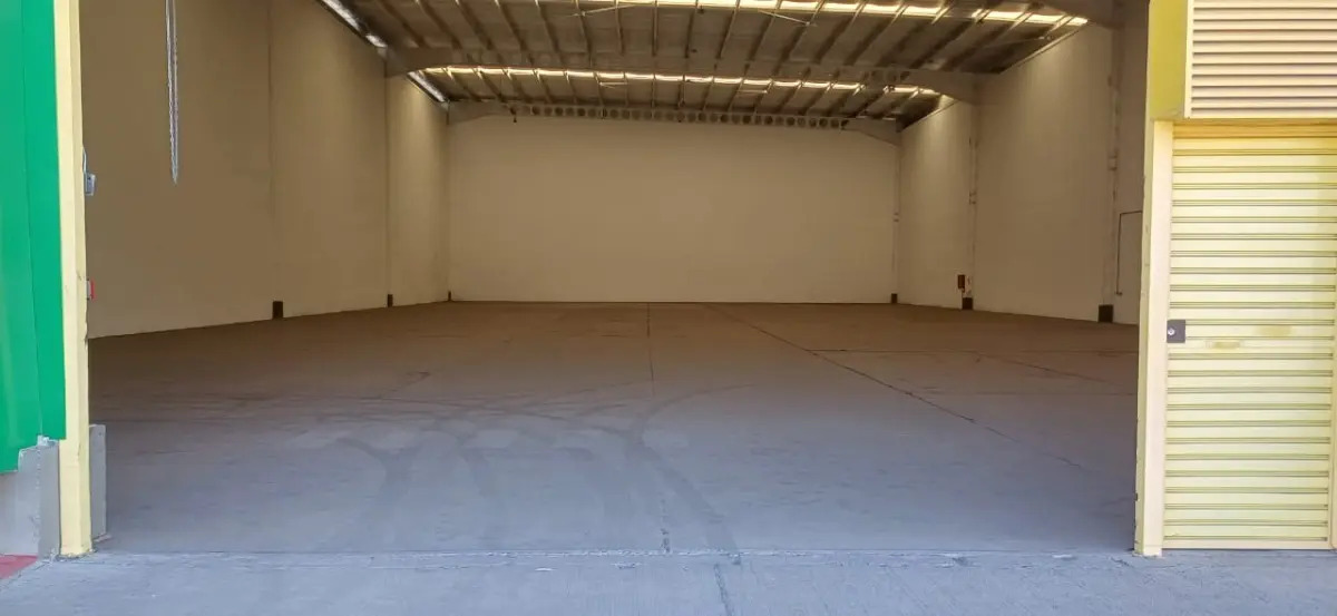 Arriendo Bodega 1800 M2. Pudahuel
