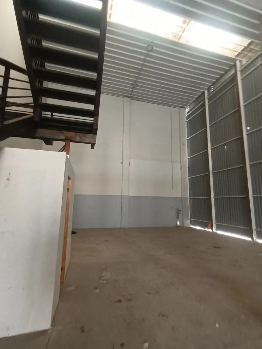 Bodega En Arriendo 300 M² En Quilicura — imagen 8
