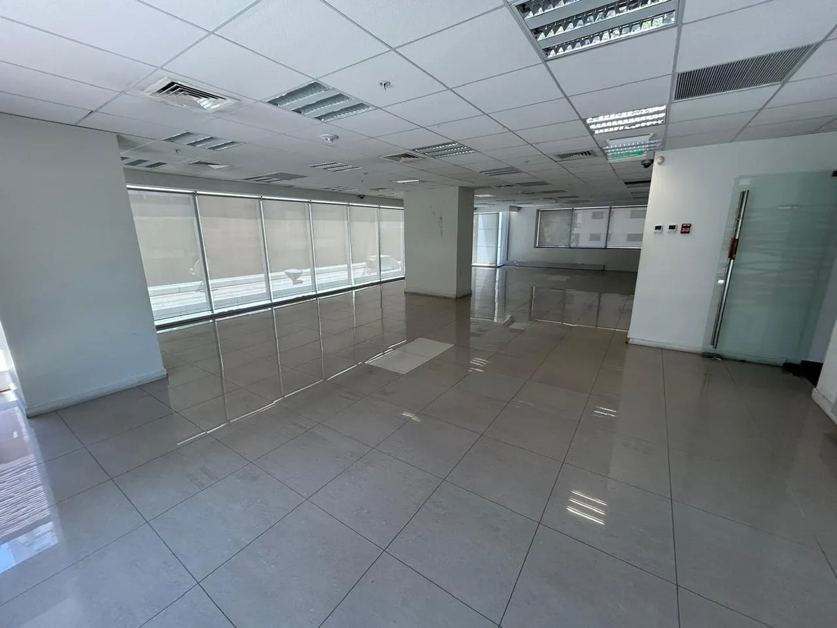 Oficina En El Golf Habilitada De 316m2 — imagen 7