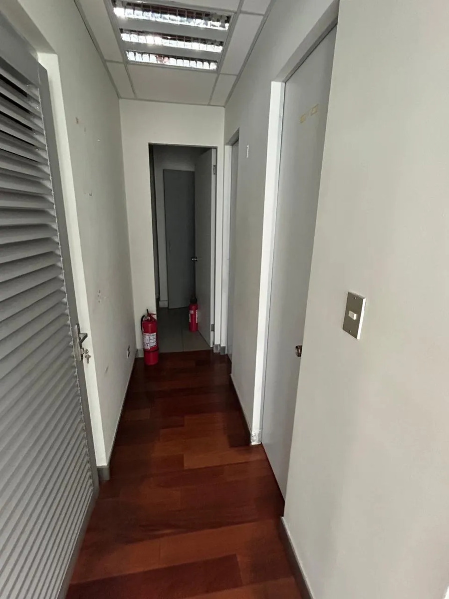 Oficina En El Golf Habilitada De 316m2 — imagen 10