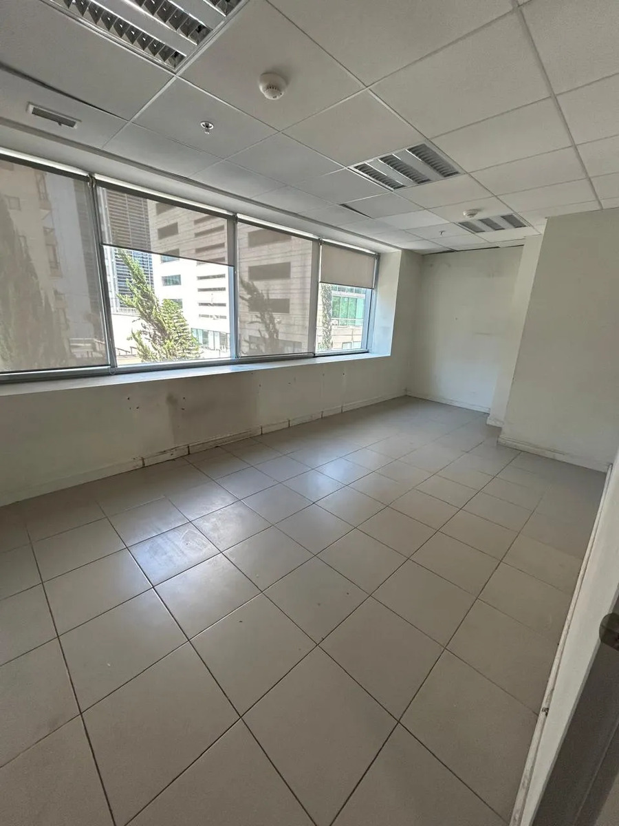 Oficina En El Golf Habilitada De 316m2 — imagen 12
