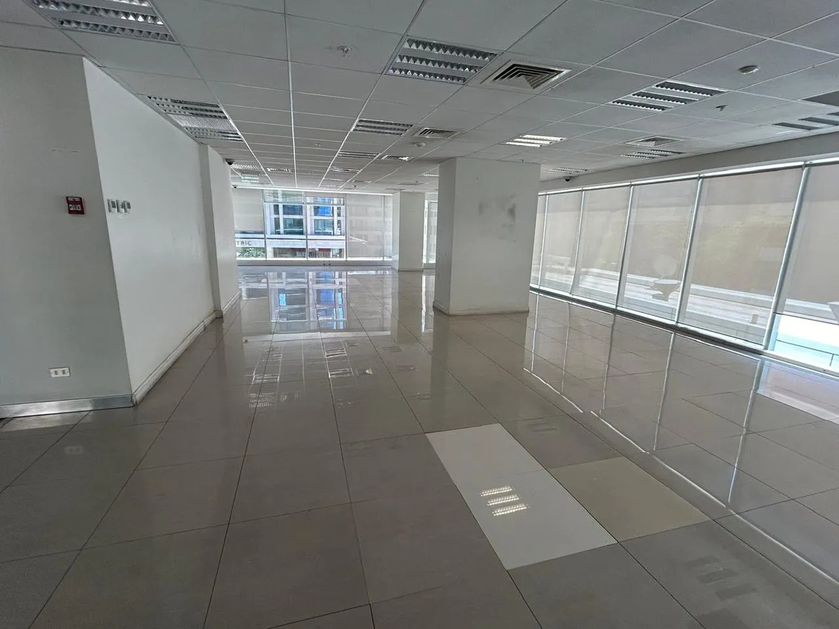 Oficina En El Golf Habilitada De 316m2 — imagen 8