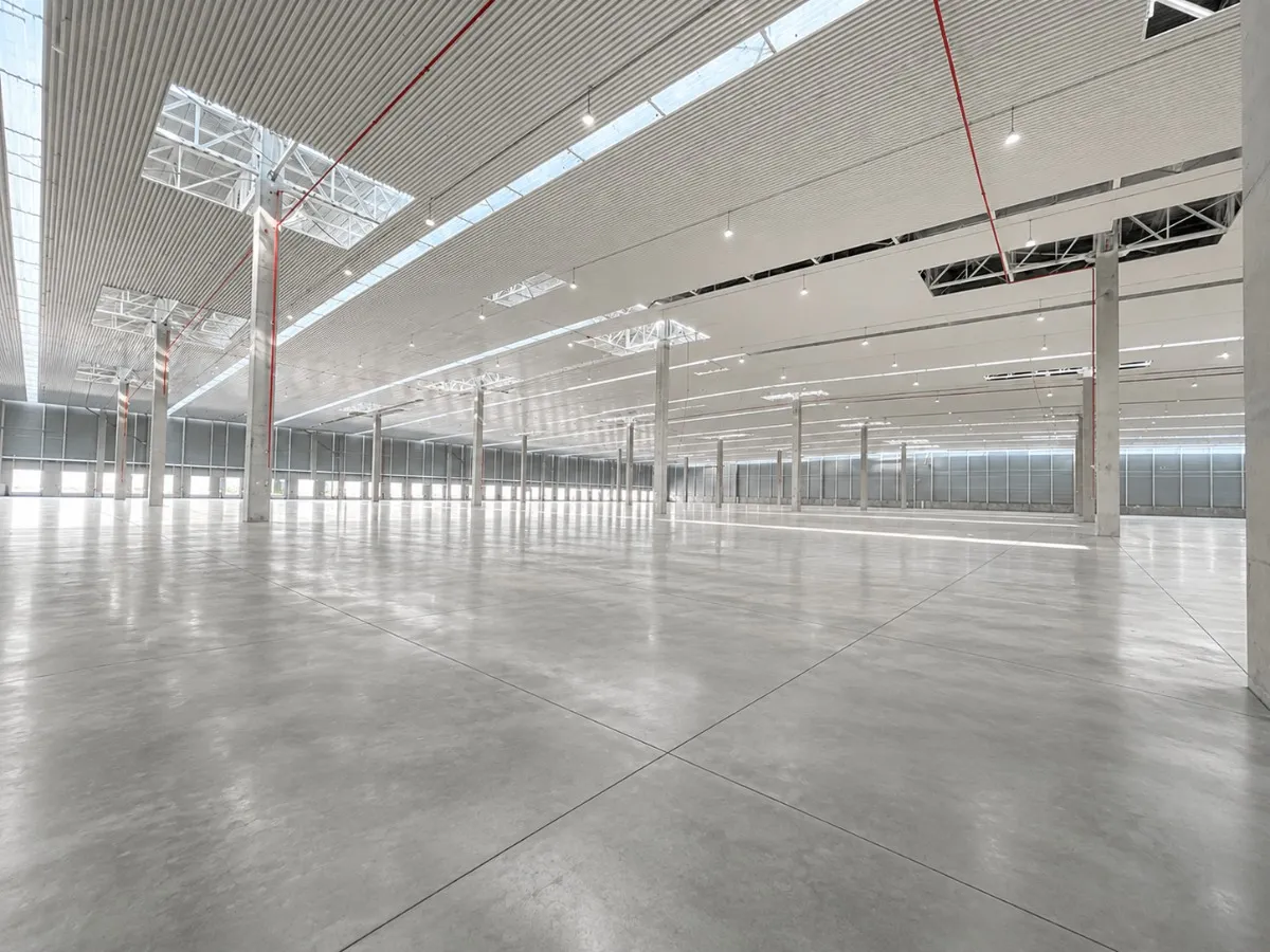 Arriendo De Bodega  5000 M² En Condominio En San Bernardo