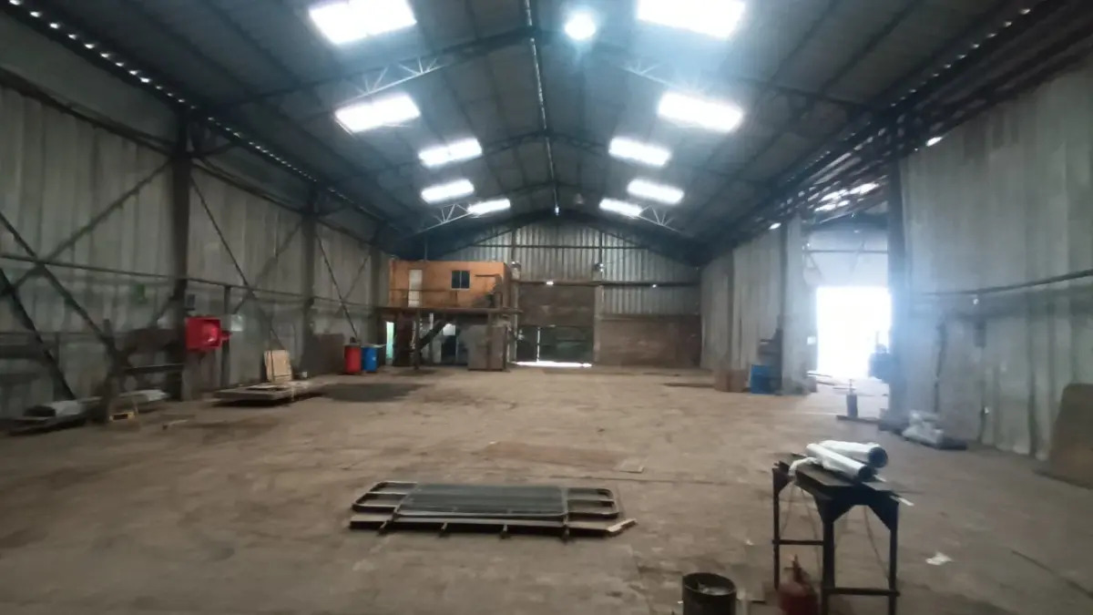 Arriendo De Bodega 1000 M² En Condominio En Cerrillos — imagen 2