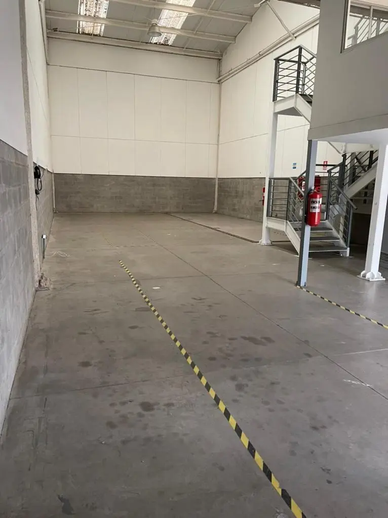 Arriendo De Bodega 158 M² En Condominio En Renca — imagen 2