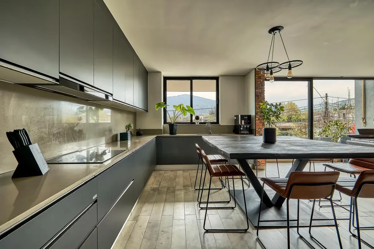 Exclusivo Dúplex En Vitacura Con Vista Al Cerro Manquehue — imagen 8