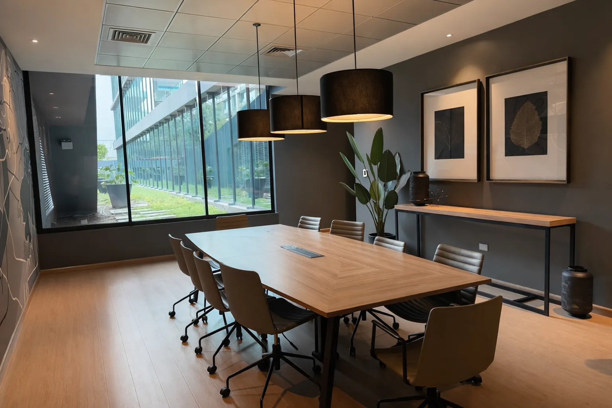 Exclusivas Oficinas Para Automotoras - Alto Estándar