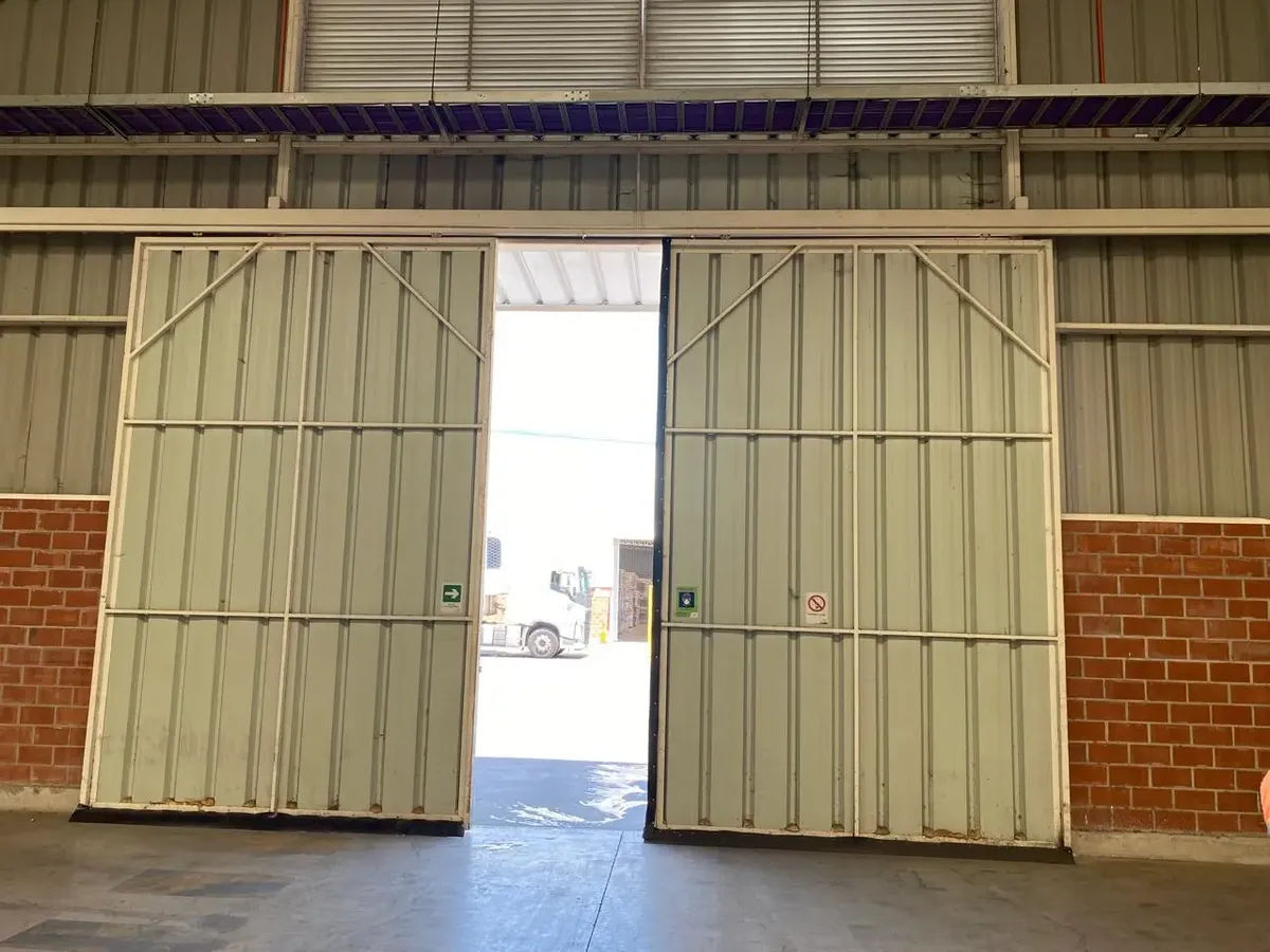 Arrendo Bodega De 2808m2 En San Bernardo — imagen 12