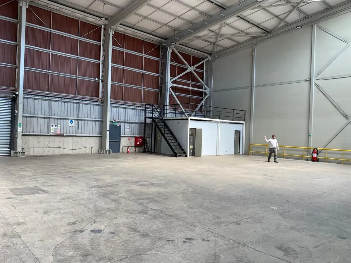 Arriendo Espectacular Bodega De 570m2 En Enea - Pudahuel — imagen 2