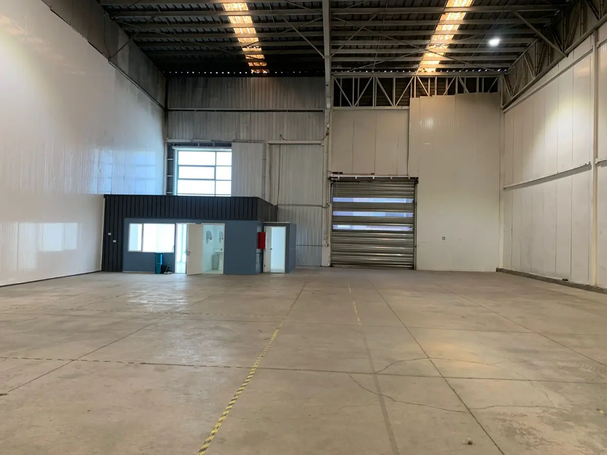 Arriendo Bodegas Desde 400m2 Hasta 515m2 En Colina — imagen 2