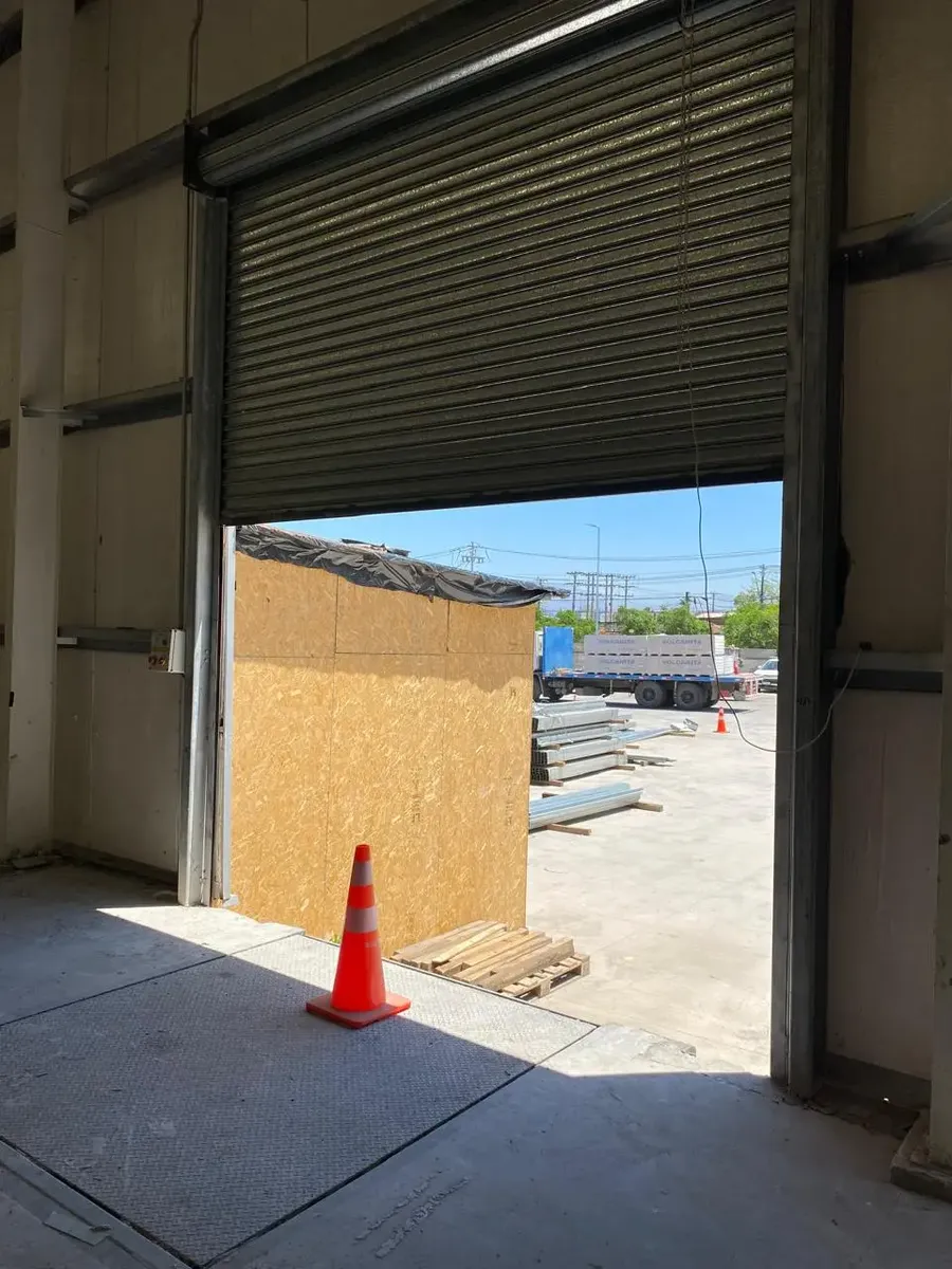 Arriendo Gran Bodega Con Oficinas En Pudahuel — imagen 9