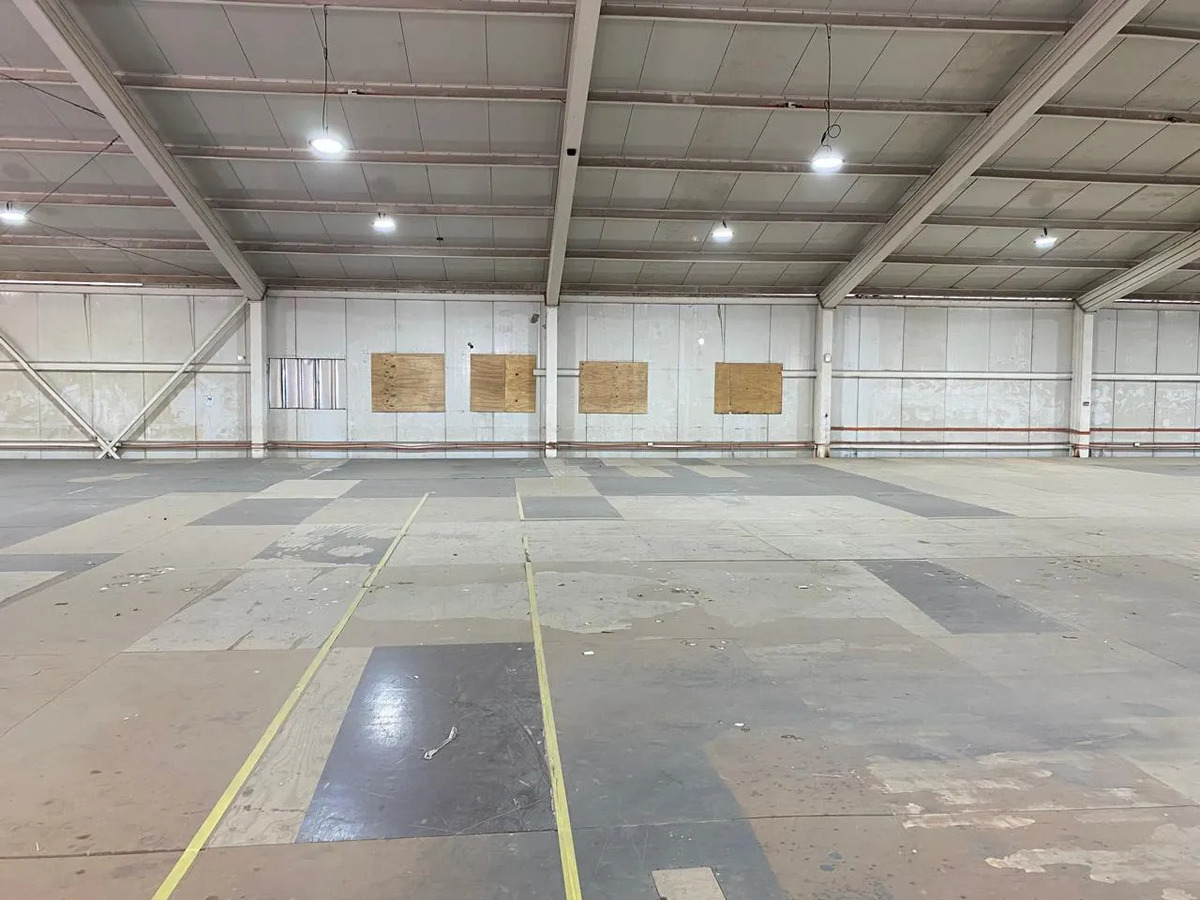 Se Arrienda Espectacular Bodega De 2500m2 En Huechuraba — imagen 3