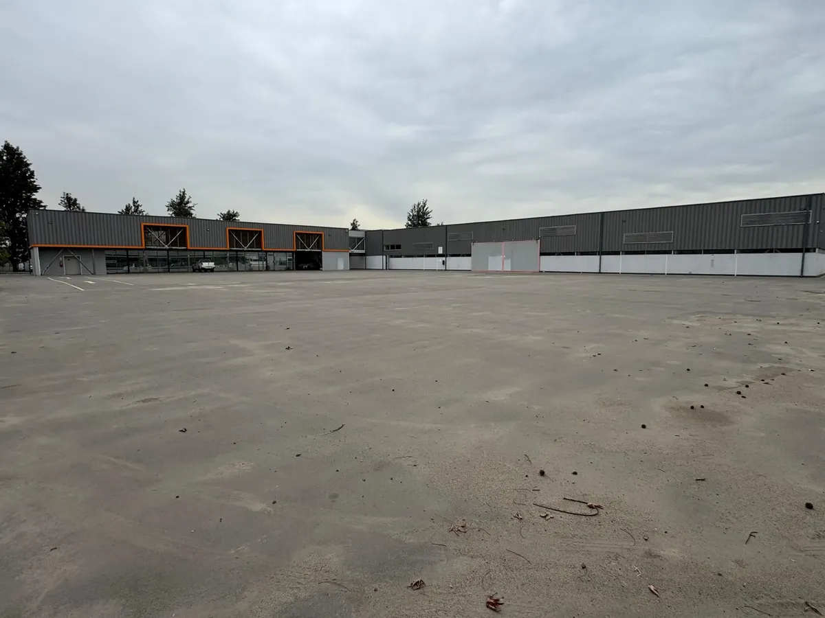 Nave Industrial Impecable 2.490m2 Útiles Terreno De 8.033m2 — imagen 3