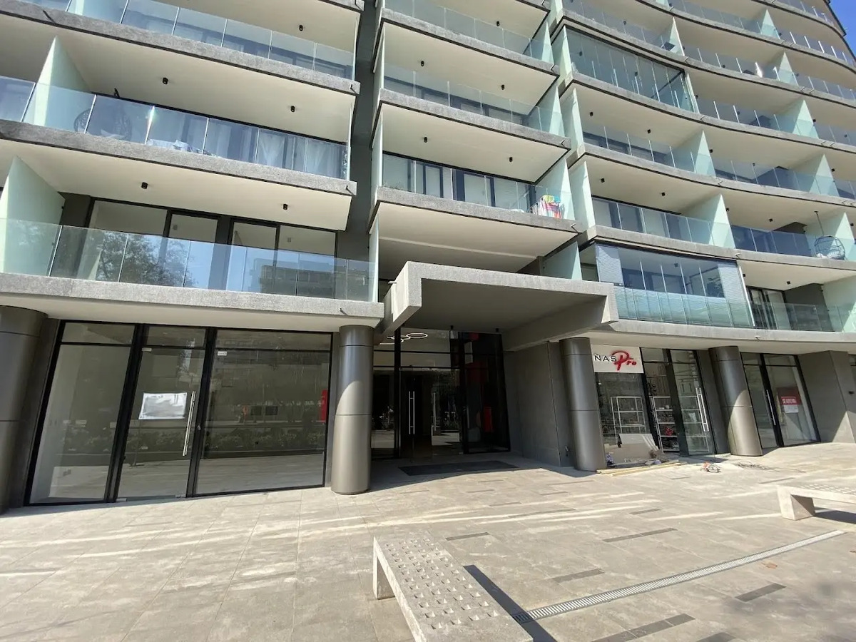 Locales En El Mejor Sector De Las Condes, Desde 32 M2