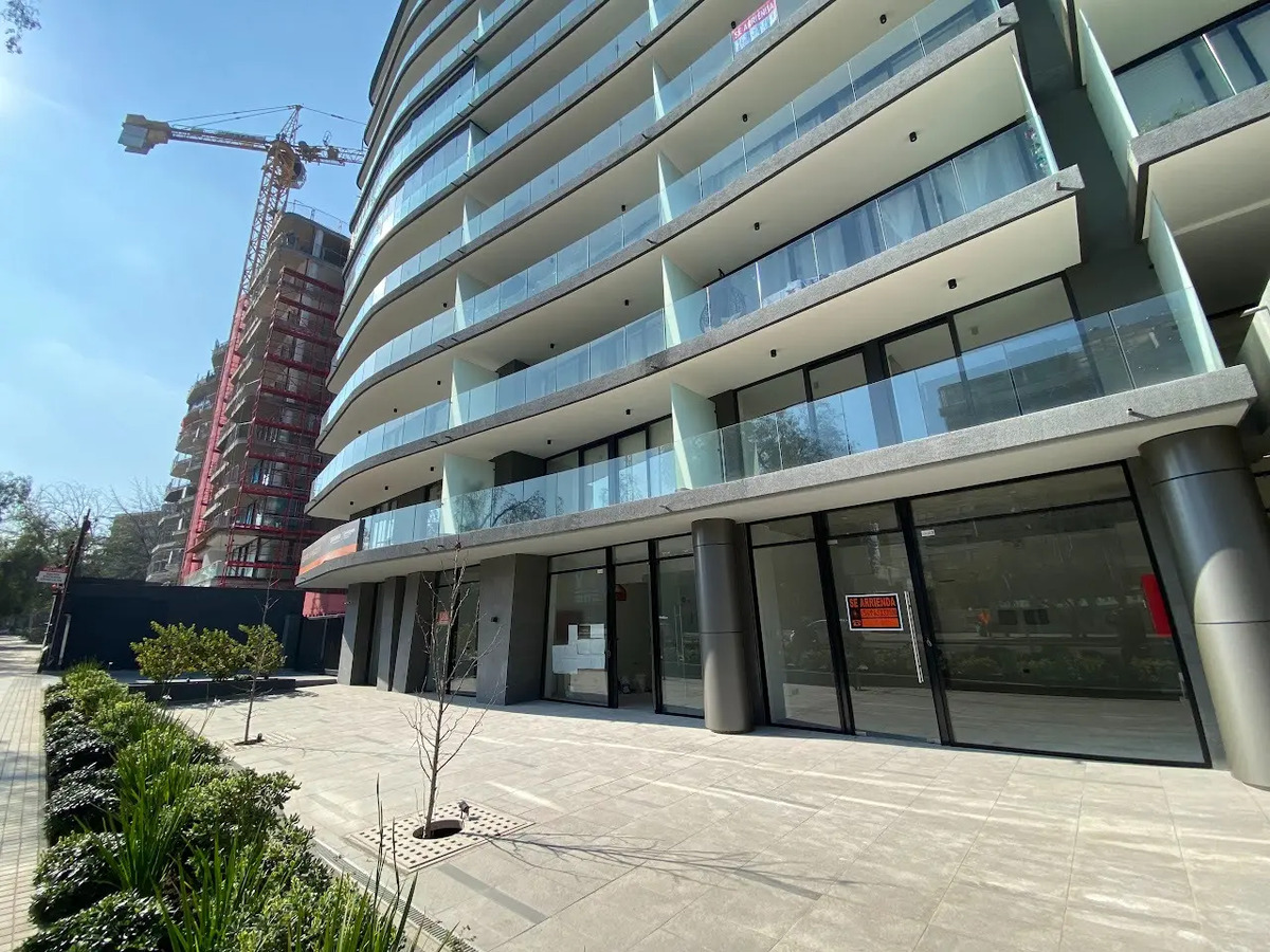 Locales En El Mejor Sector De Las Condes, Desde 32 M2 — imagen 2