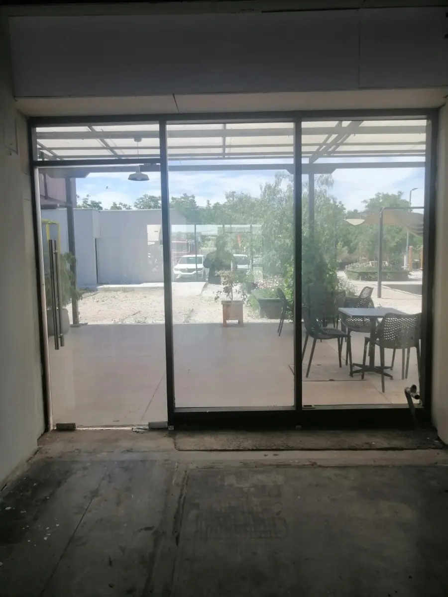 Arriendo De Local En Strip Center De 75 M2, Pirque — imagen 3