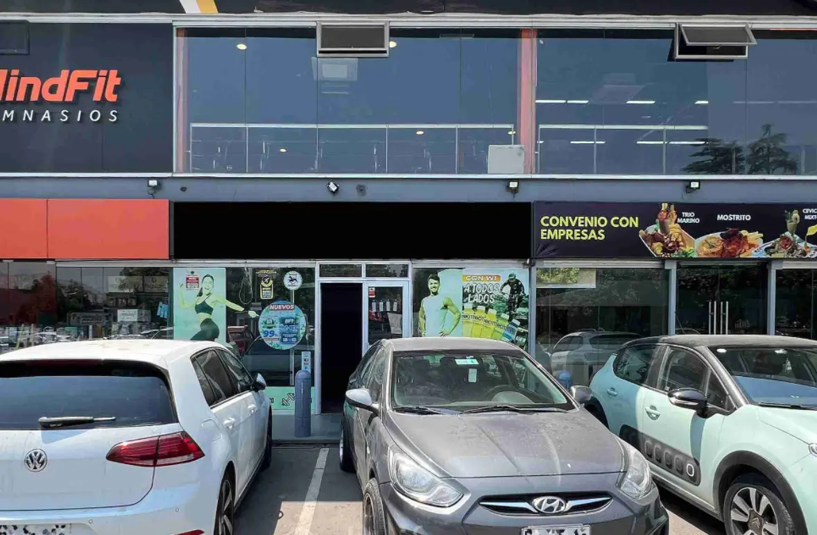 Arriendo Local Comercial En Strip Center, 110 M2, Huechuraba