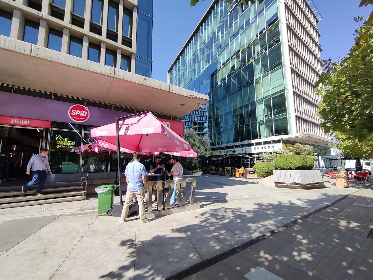 Gran Local Comercial En Pleno San Damián 480,8 M2 — imagen 5