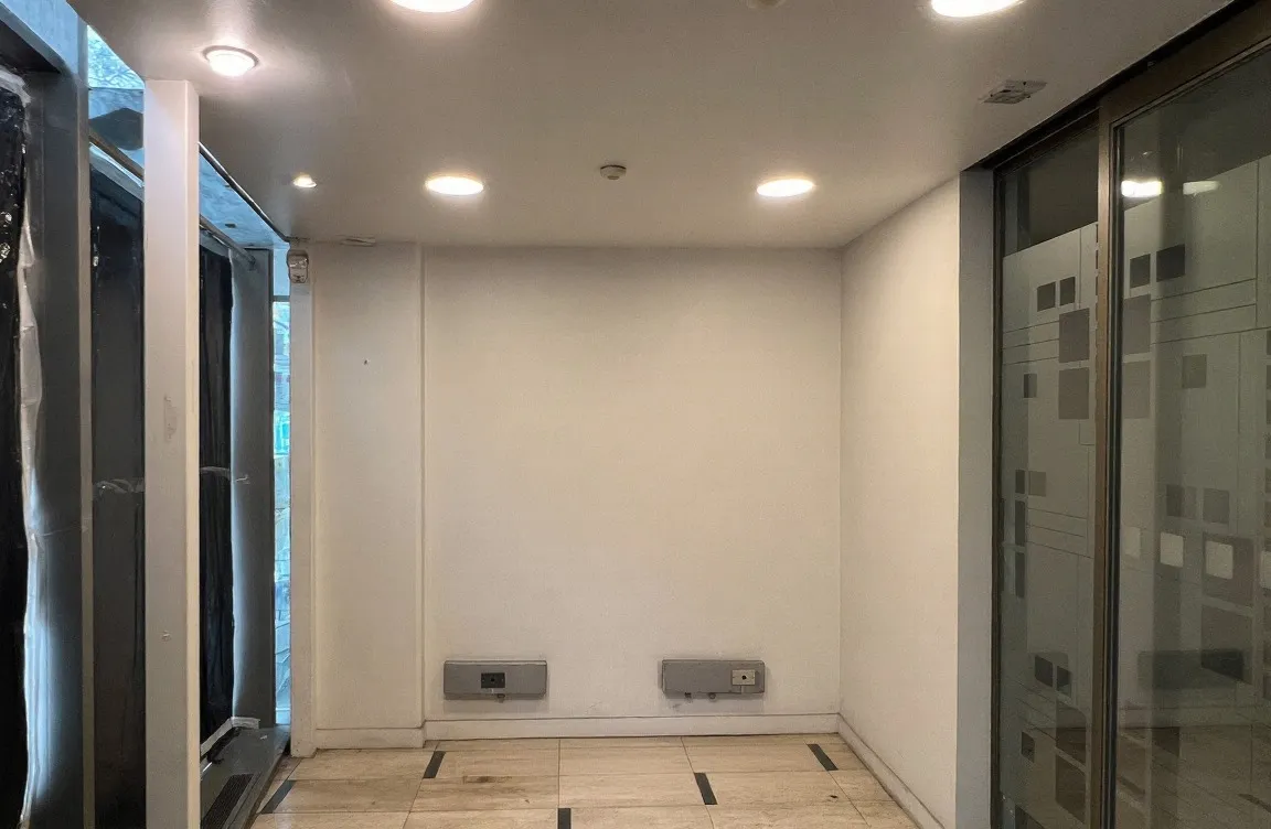 Arriendo De Local En Plena Avenida Las Condes 171,8 M2 — imagen 6