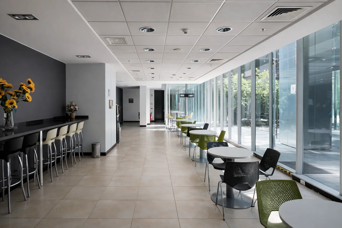 Local Comercial 1.357,1 M2 -  Nueva Las Condes  — imagen 6