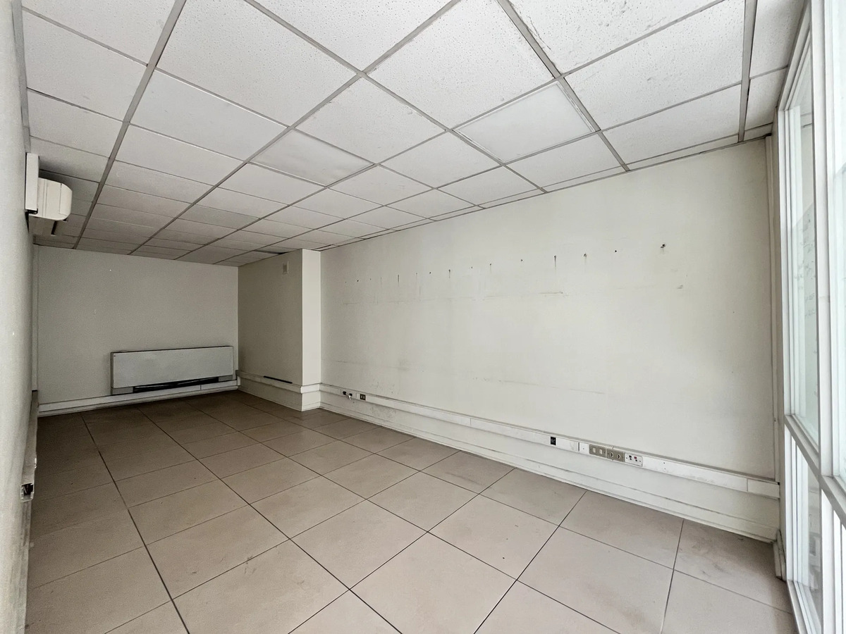 Local Comercial 331,7 M2 - Metro El Golf — imagen 7