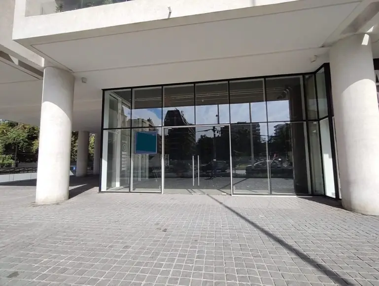 Local Comercial De 138m² - Escuela Militar  — imagen 2