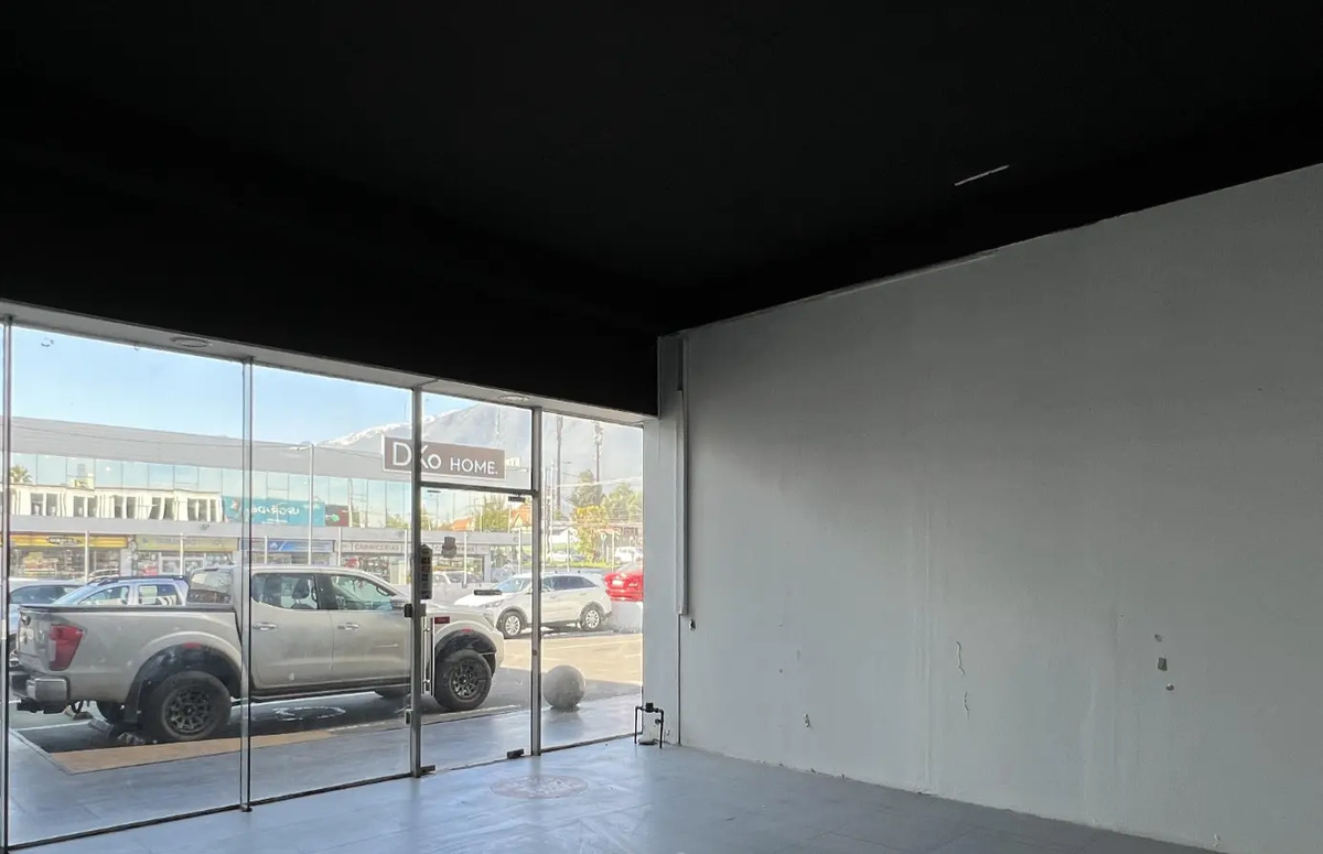 Arriendo De Local En Strip Center, 200 M2 Peñalolén — imagen 6