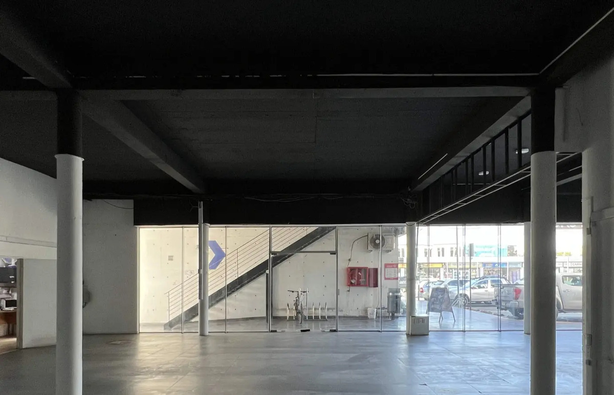Arriendo De Local En Strip Center, 200 M2 Peñalolén — imagen 7