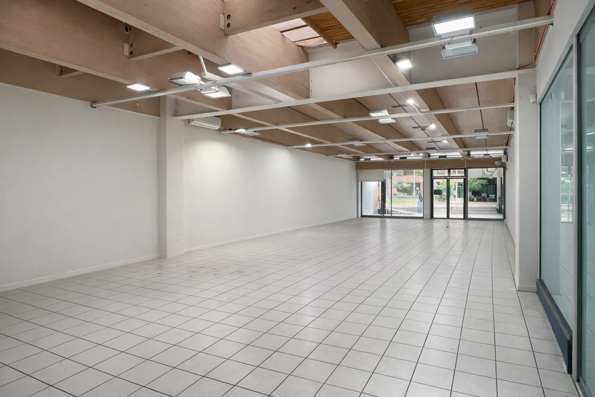 Arriendo Local Comercial De 176,7m2 | Av. Las Condes — imagen 4