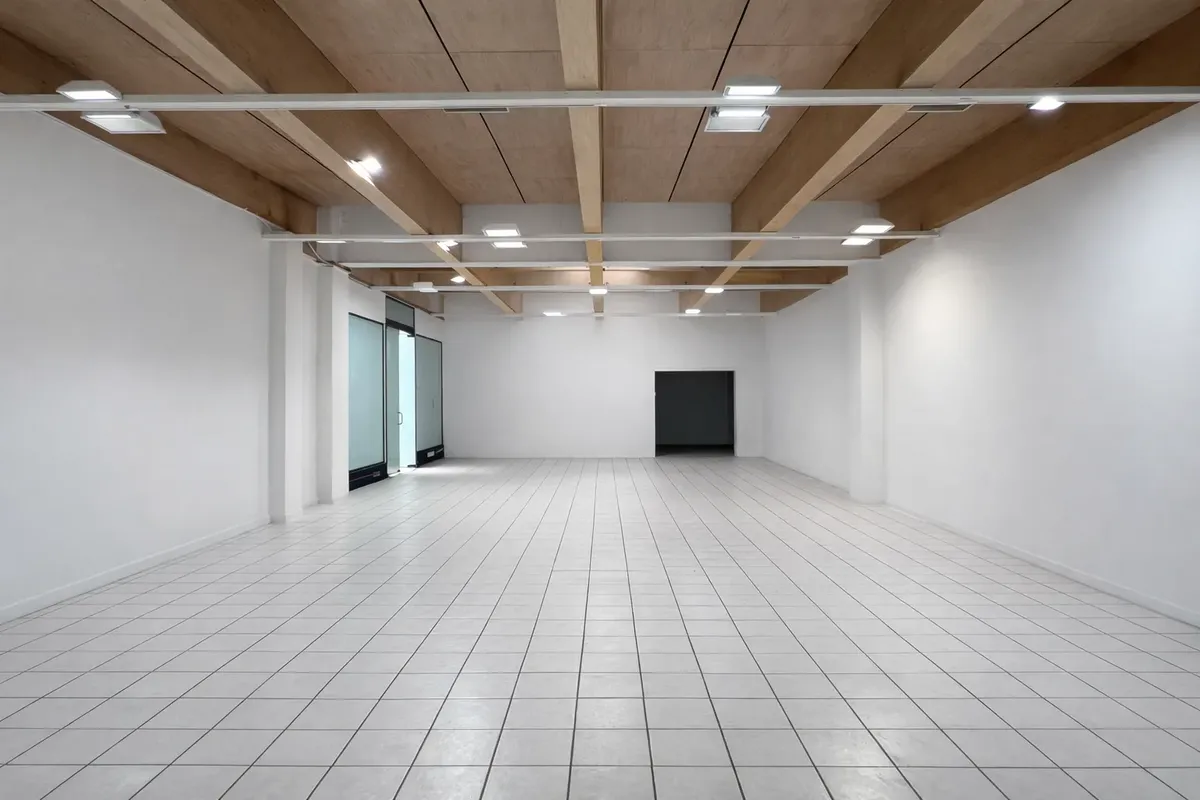 Arriendo Local Comercial De 176,7m2 | Av. Las Condes — imagen 5