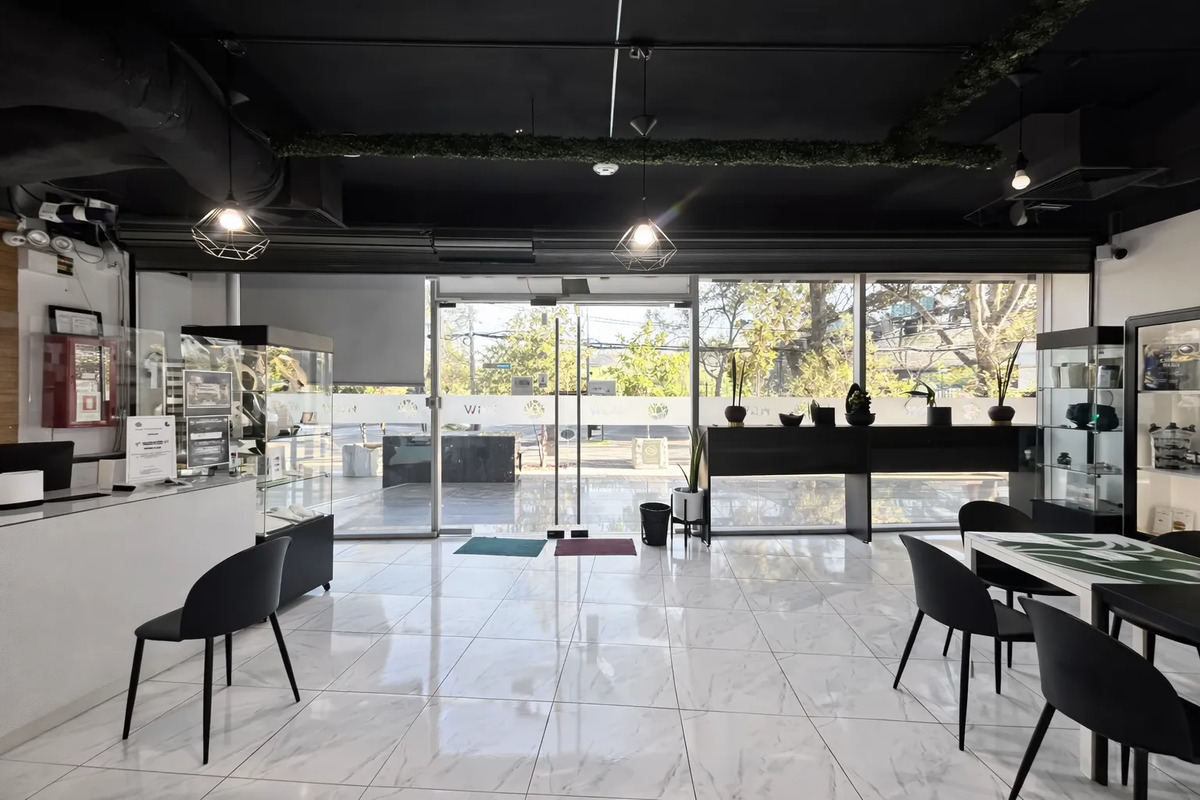 Local Comercial 177,7. Barrio Costanera Center — imagen 2
