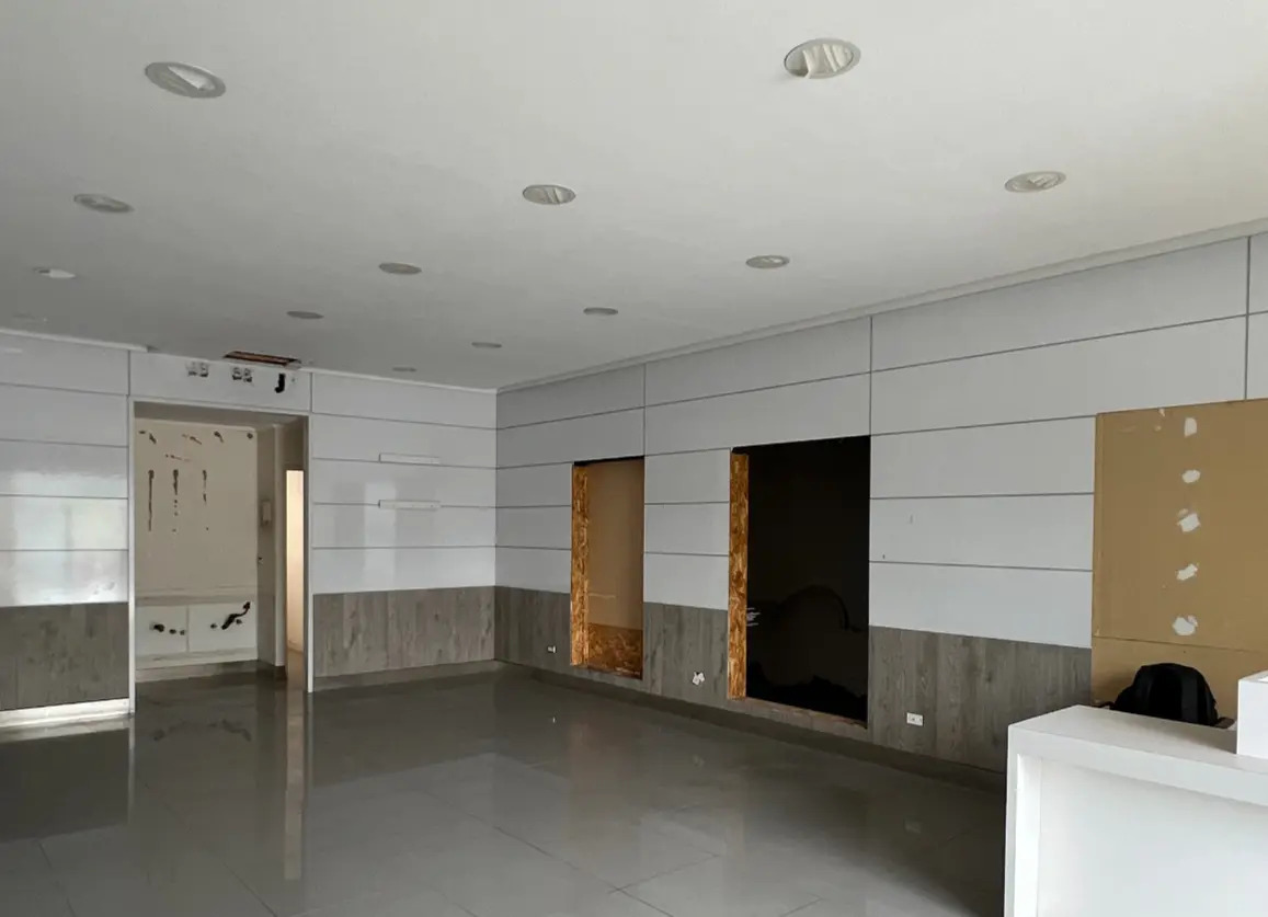 Arriendo De Local En Strip Center, Huechuraba, 100 M2 — imagen 4