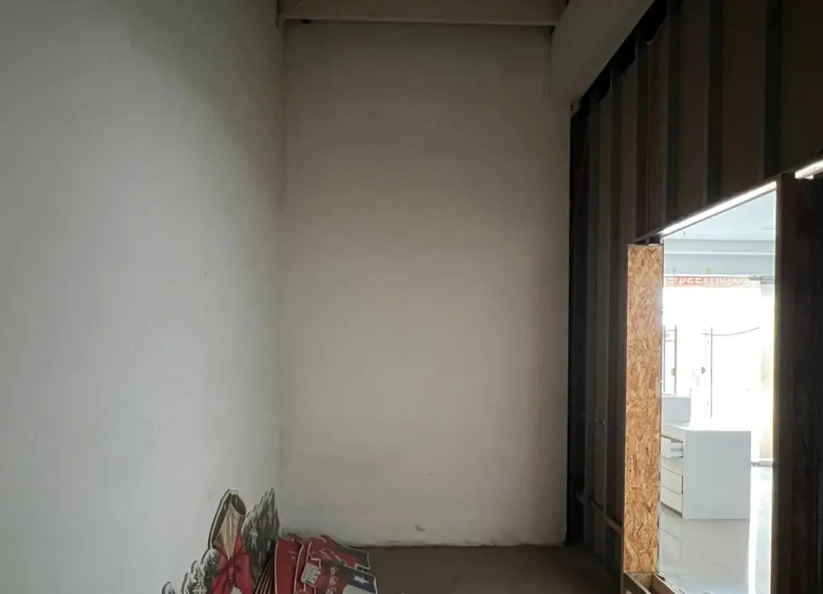 Arriendo De Local En Strip Center, Huechuraba, 100 M2 — imagen 5