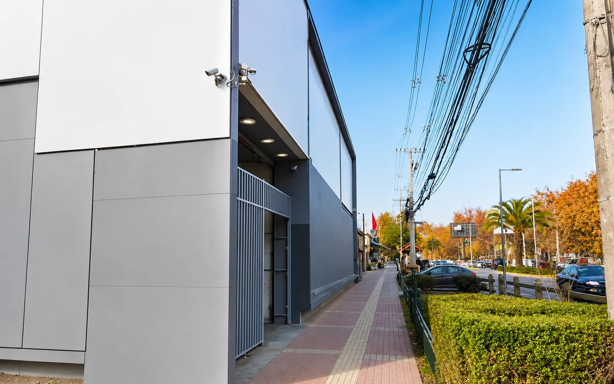 Local Comercial En Arriendo Buin | 650m2 + Estacionamiento — imagen 6