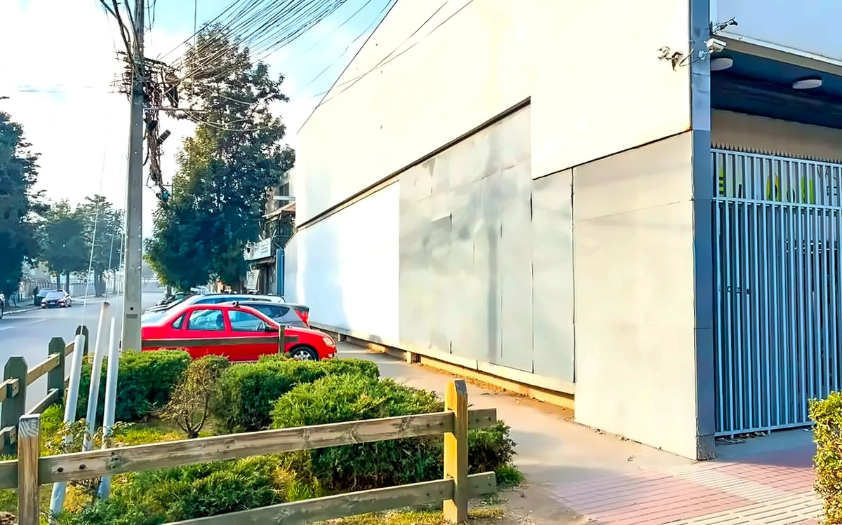 Local Comercial En Arriendo Buin | 650m2 + Estacionamiento — imagen 7
