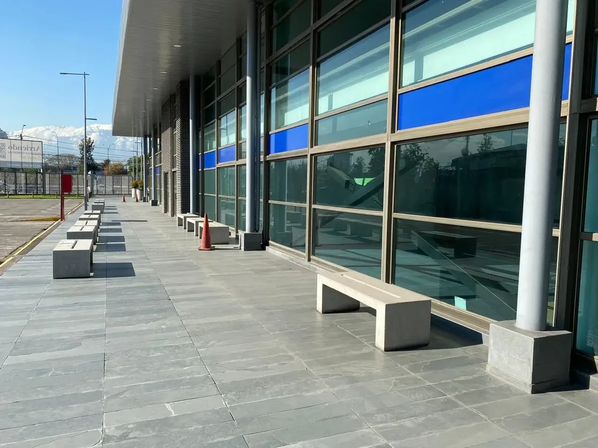 Arriendo Gran Local De 3500m2 En Metro Rondizzoni