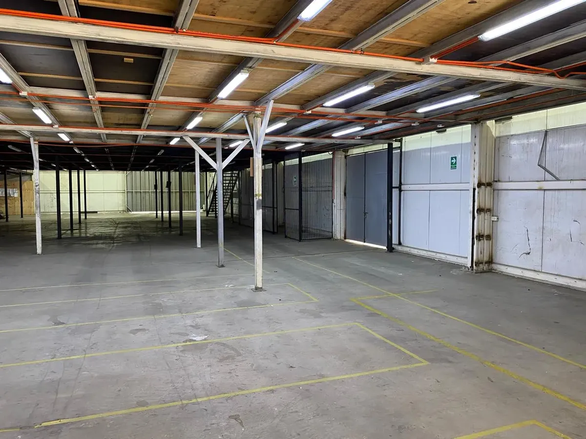 Se Vende Gran Bodega De 2500m2 En Huechuraba — imagen 7